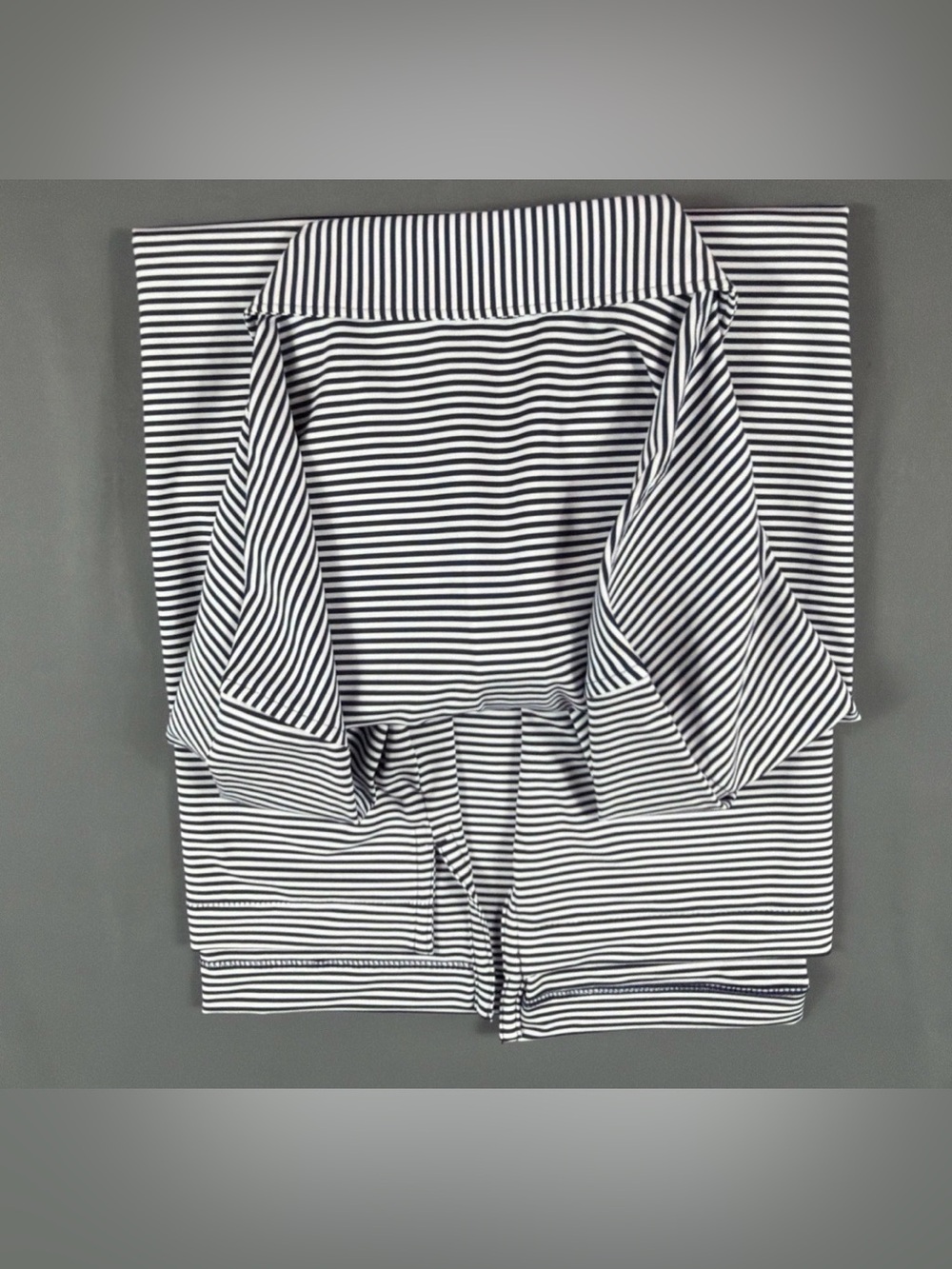 Peter Millar Golf Shirt Polo CS Summer Comfort Chest Logo Striped XL NV/WH $98 - Picture 3 of 5